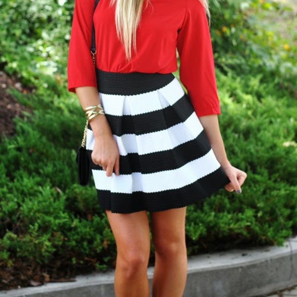 ISO black and white striped boutique skirt